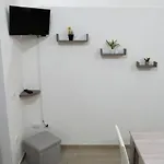 A Due Passi Dal Centro E Dal Mare 마르살라
