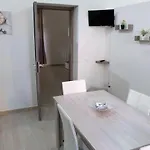 A Due Passi Dal Centro E Dal Mare 아파트 *