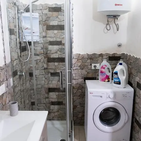 A Due Passi Dal Centro E Dal Mare דירה מרסאלה